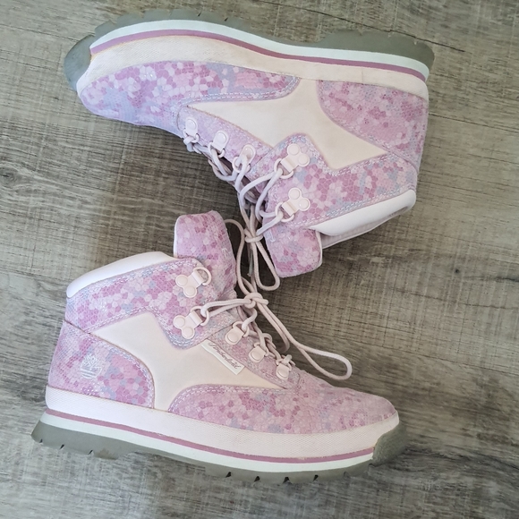 Timberland Other - Timberlands Girls Pink Lace Up Boots